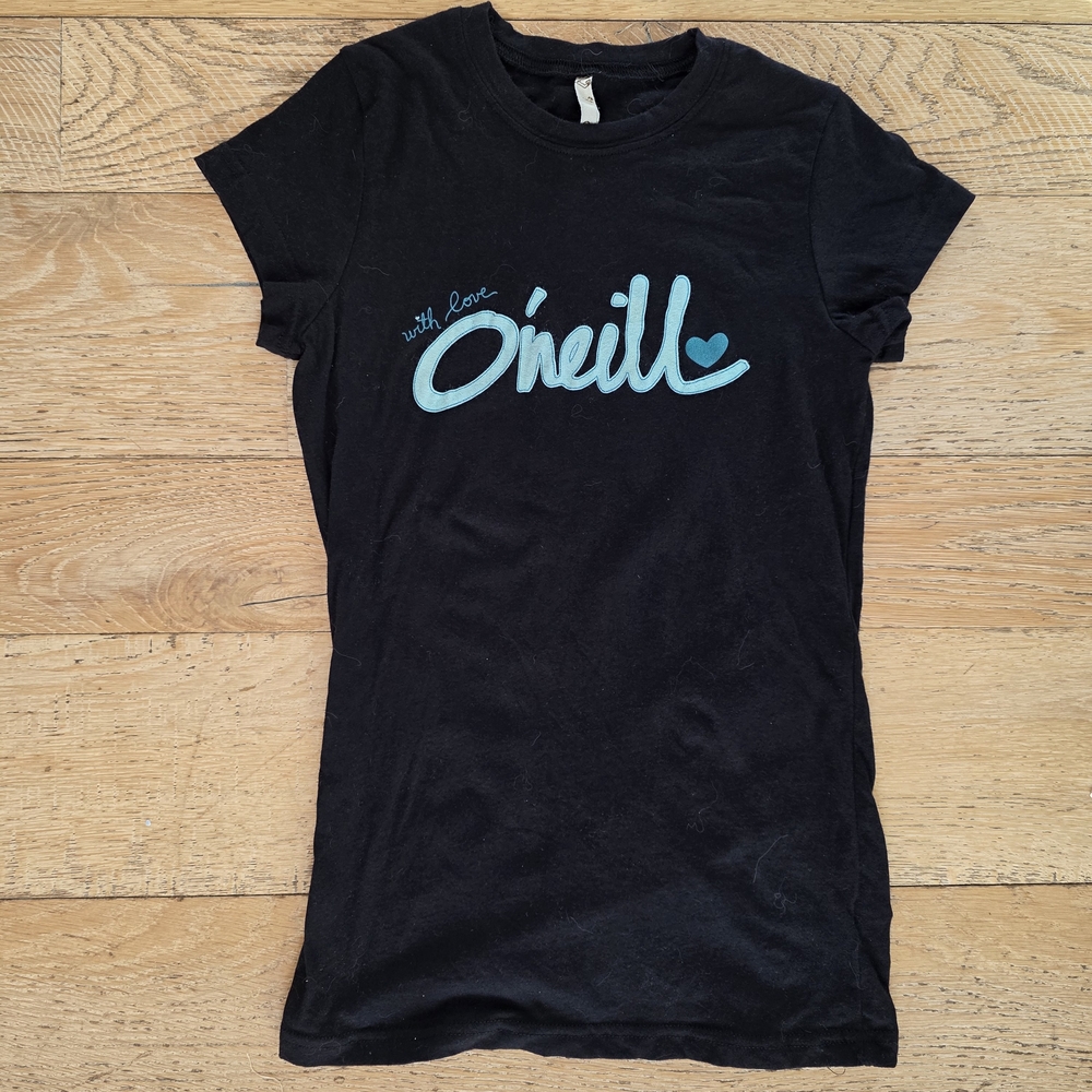 Vintage 2000's O'Neill Surf Black T-Shirt w/Blue Heart Logo y2k USA Made Cotton